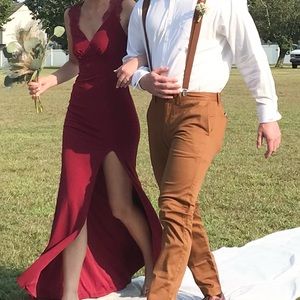 Azazie Burgundy maxi dress with slit. Size xs